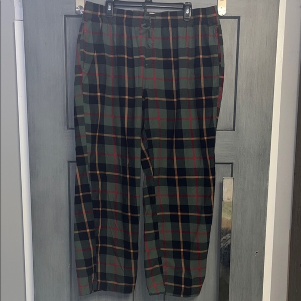 Goodfellow & Co Men's Plaid PJ Pants - Green, Black, and Red